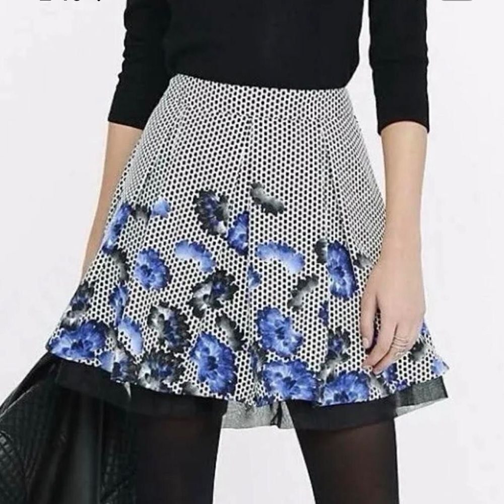 NWT Express High Waisted Polka Dot Skirt Size 4